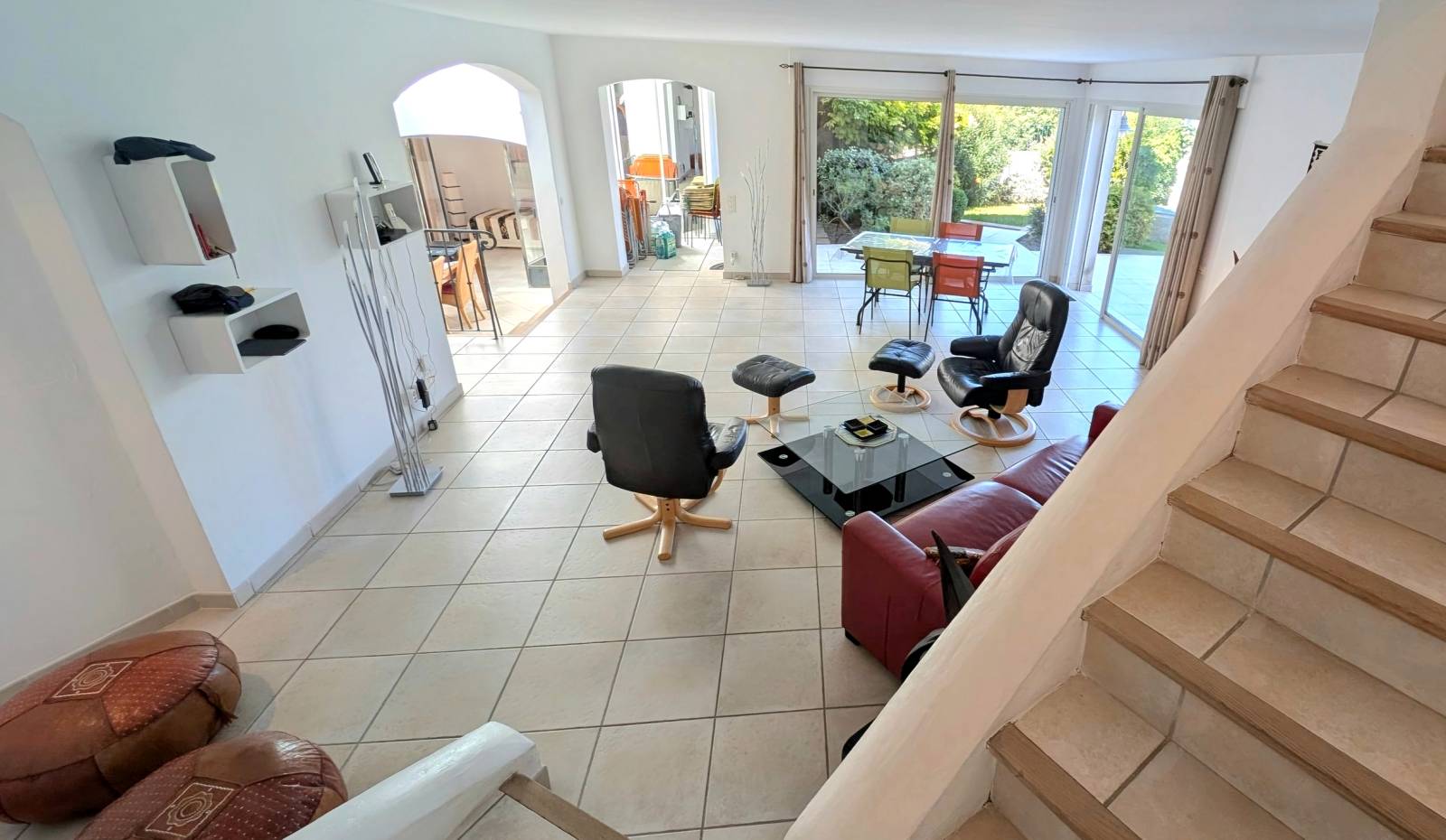 Maison 5 pièces de 180 mètres carrés habitables à vendre par notre agence immobilière de Six-Fours