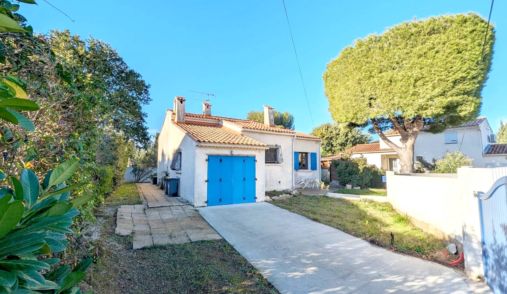 Villa de charme avec garage et jardin à vendre quartier Curet Bas à Six-Fours