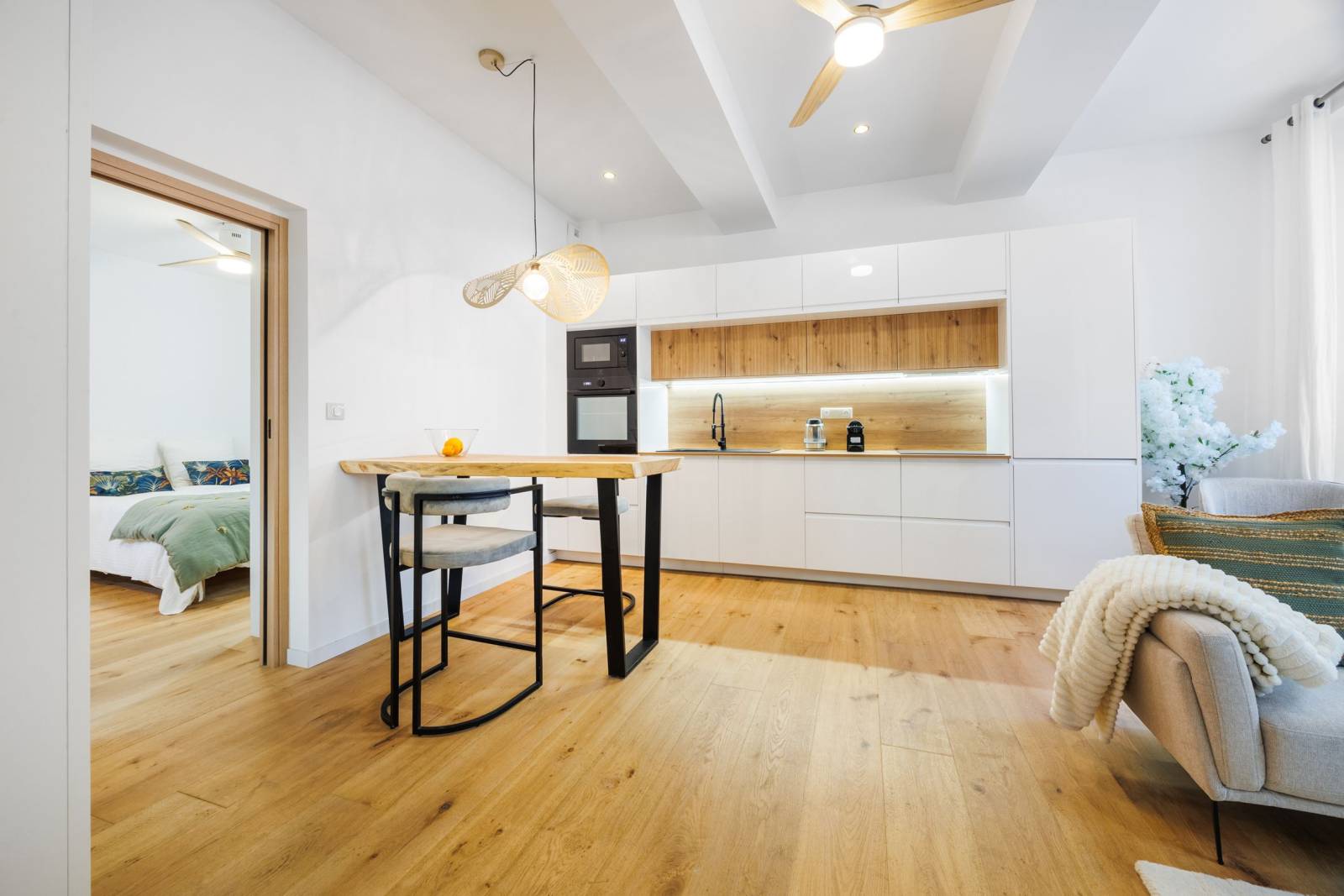 Appartement 2 pièces rénové à vendre dans le centre-ville de Cassis