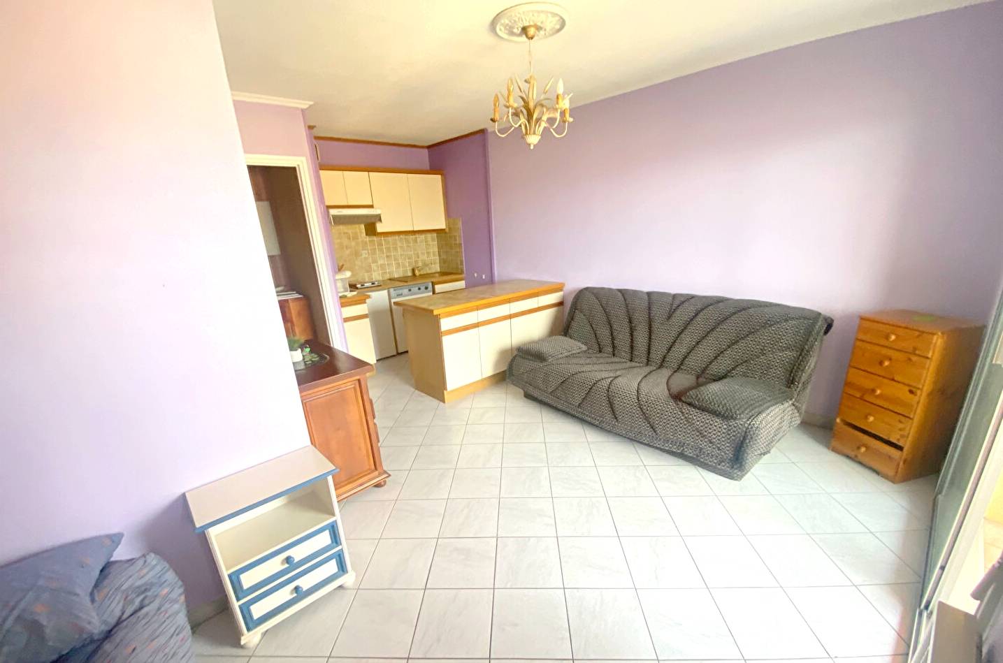 Appartement climatisé à vendre dans une copropriété située dans le centre de Sanary