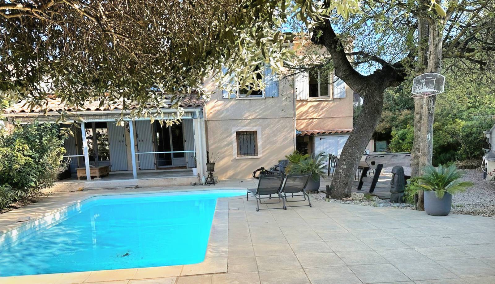 Maison dotée de panneaux solaires à vendre vers le Mont Salva à Six-Fours-les-Plages