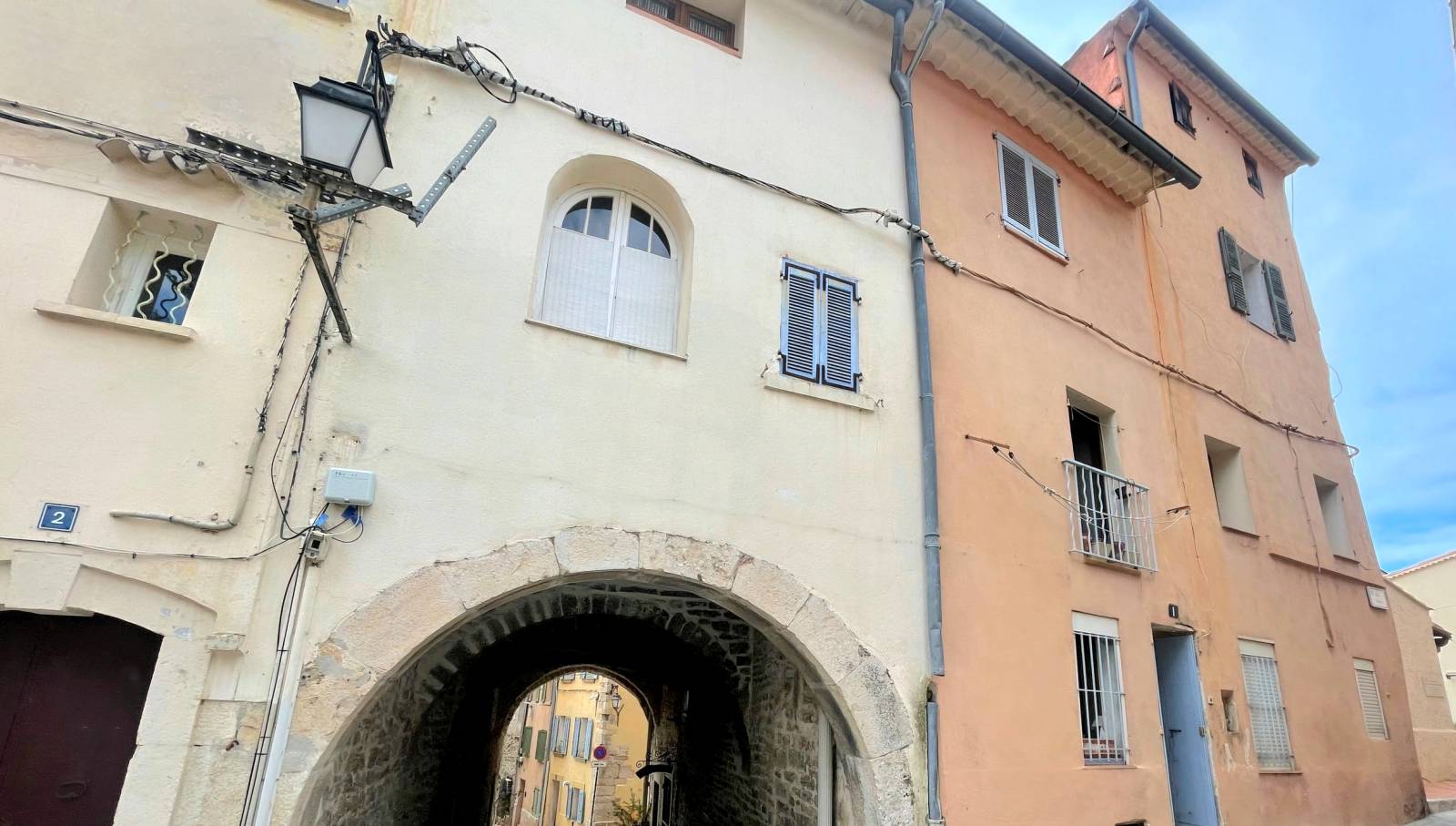 Appartement à vendre dans une maison de village au sein du village d'Ollioules