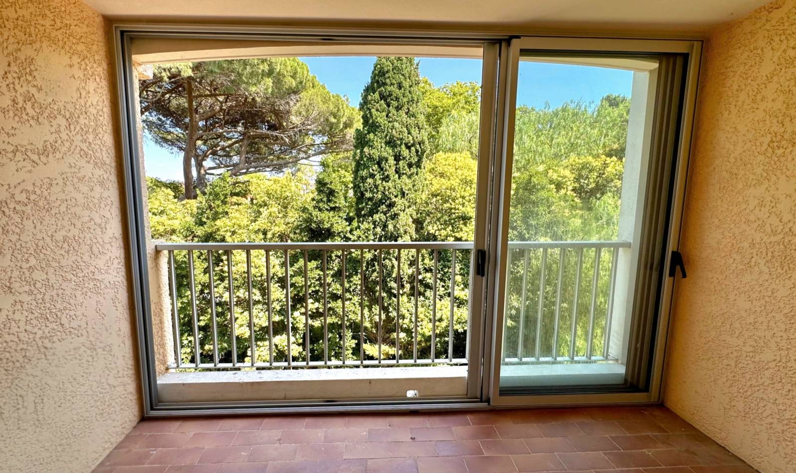 Appartement type studio à vendre Avenue Joseph Raynaud à Six-Fours-les-Plages