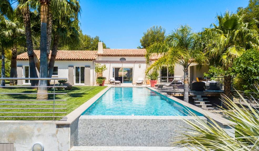 Villa californienne avant-gardiste à vendre dans le Sud de la France