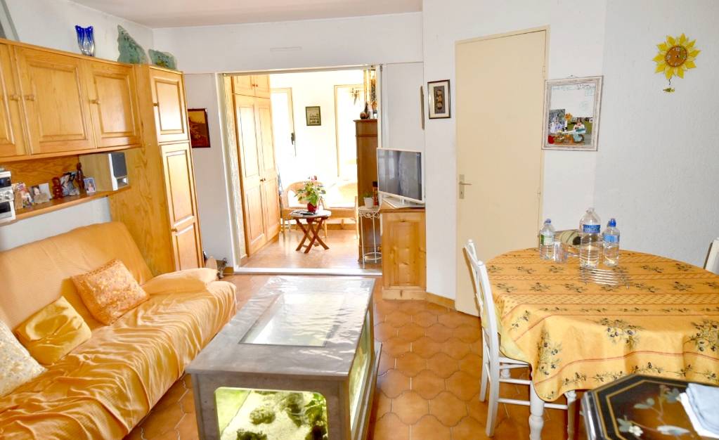 Agence immobilière à Sanary propose bien à la vente