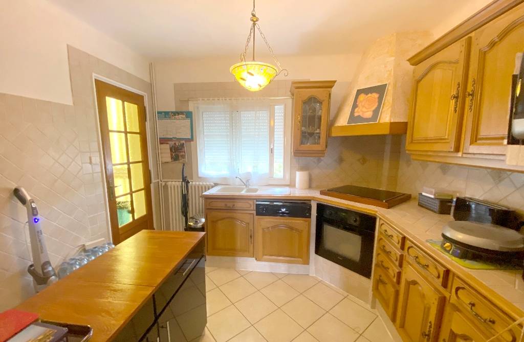 Appartement avec cuisine séparée à vendre quartier Font de Fillol