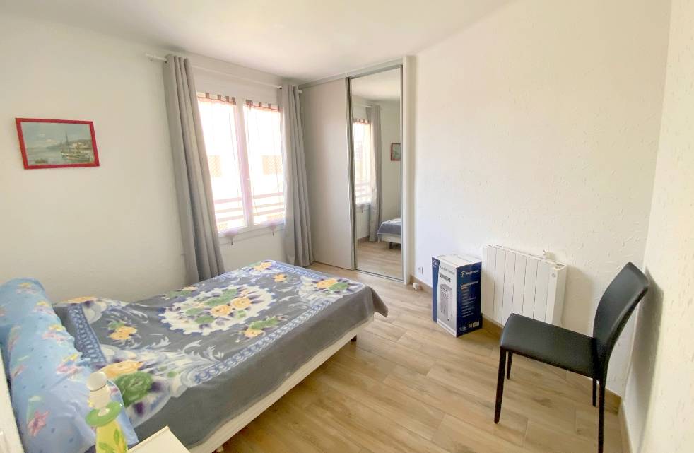 Appartement d'une chambre à vendre Quai Saint-Pierre à Six-Fours