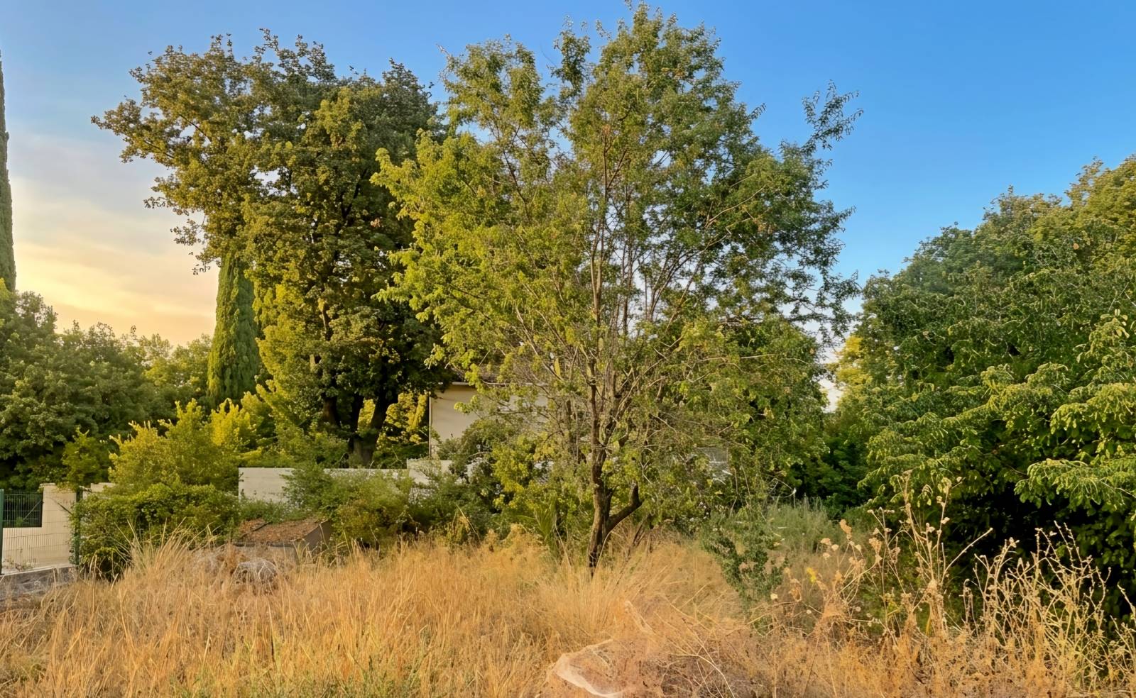 Terrain constructible à vendre par notre agence immobilière Rue des Anciens Combattants d'Afrique du Nord