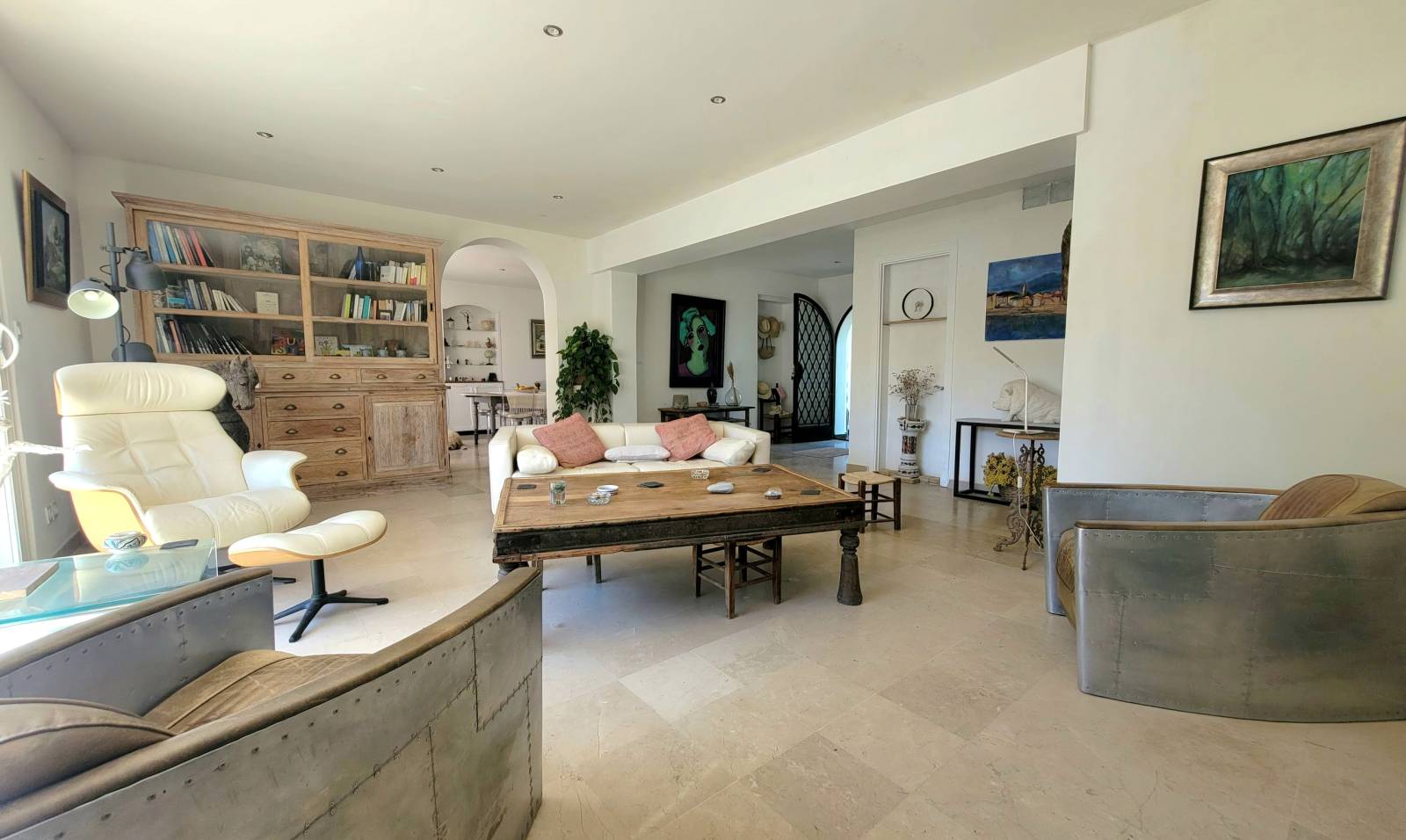 Maison rénovée à vendre dans un lotissement proche de la Rue Marius Bondil à Six-Fours