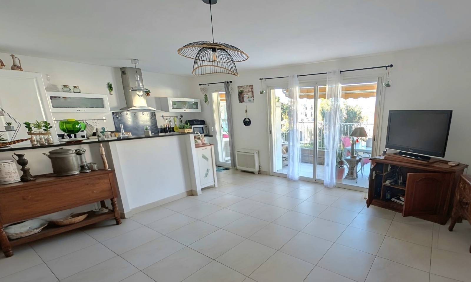 Appartement F3 en parfait état à vendre Boulevard Louis Faraut à Six-Fours