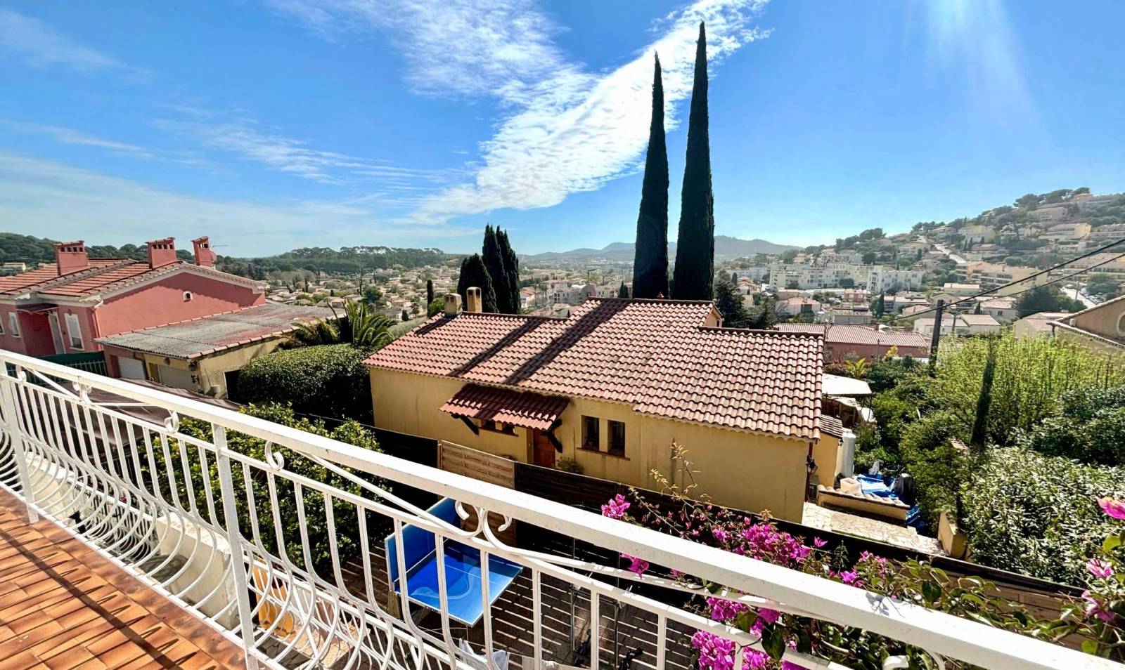 Cette propriété de charme vous a été présentée à Ollioules par notre agence immobilière Sanary
