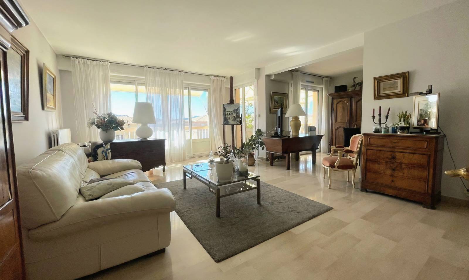 Appartement avec terrasse et cave à vendre dans la résidence 