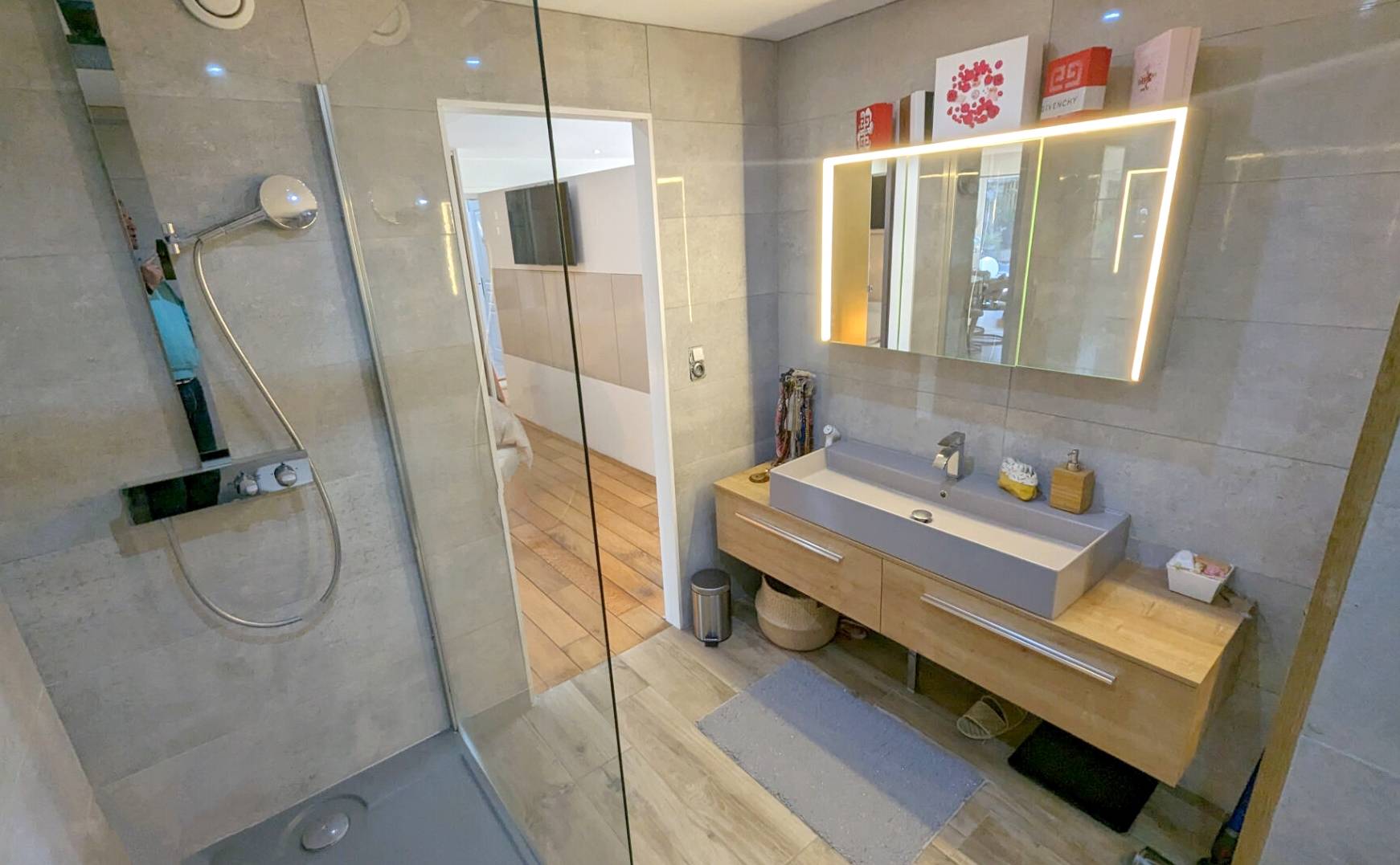 Grand loft de standing à vendre à Six-Fours