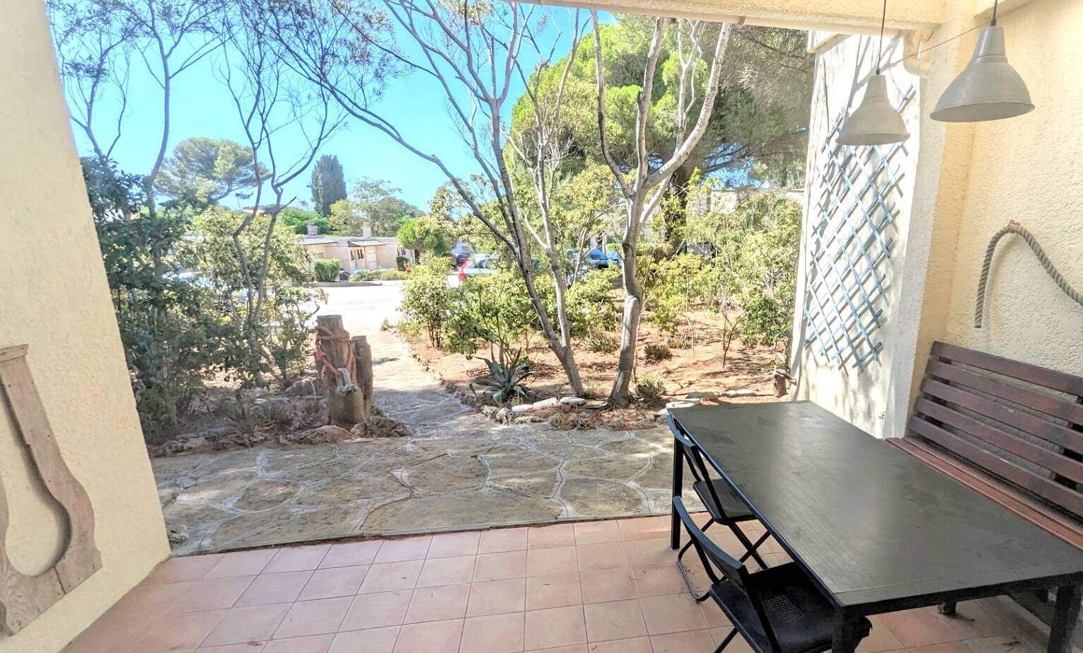 Villa club avec jardin à vendre dans la résidence 
