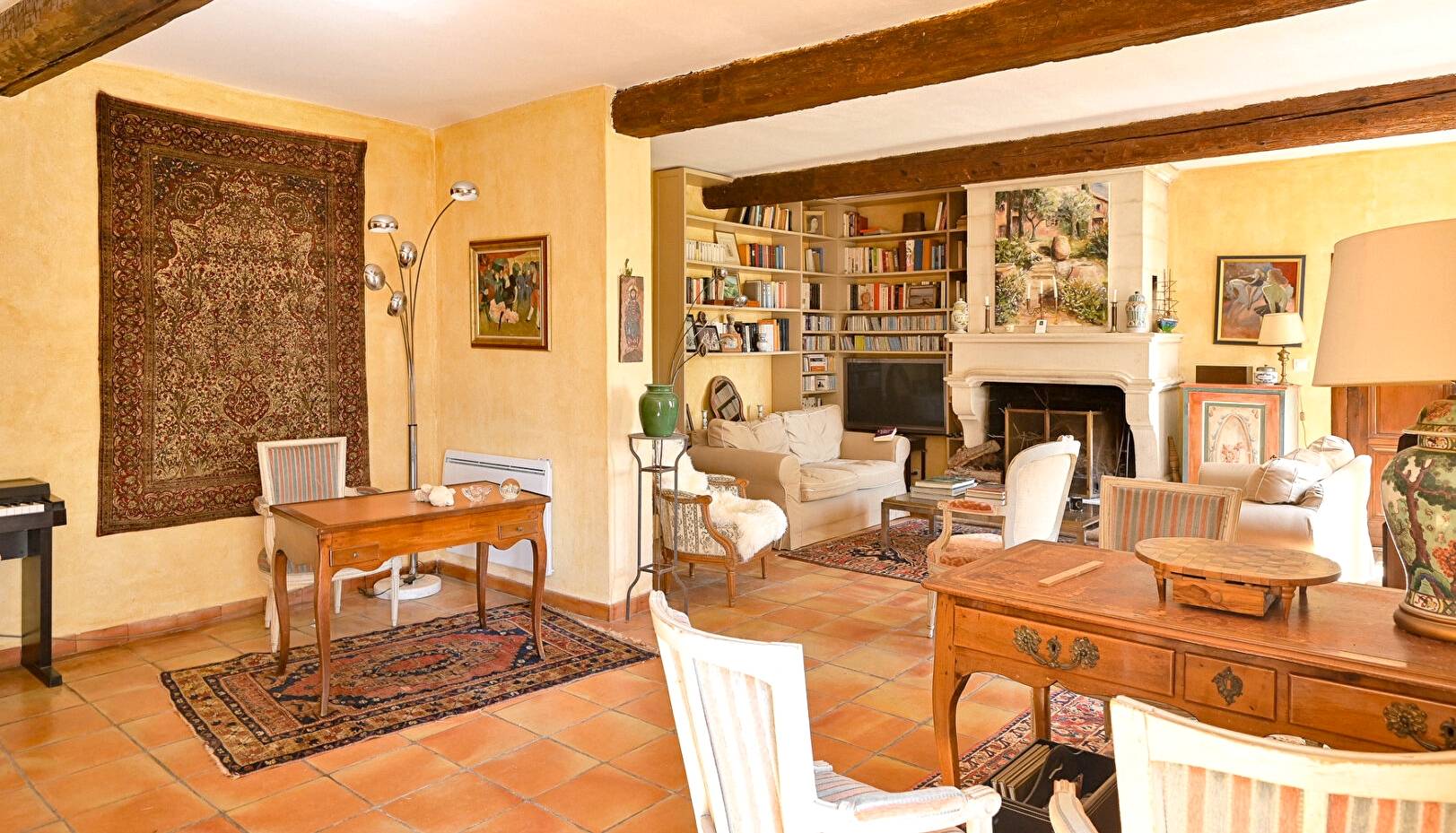 Propriété atypique de caractère à vendre quartier Faveyrolles à Ollioules