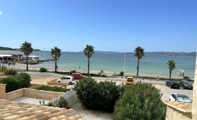 Appartement type studio en front de mer à vendre dans la résidence 