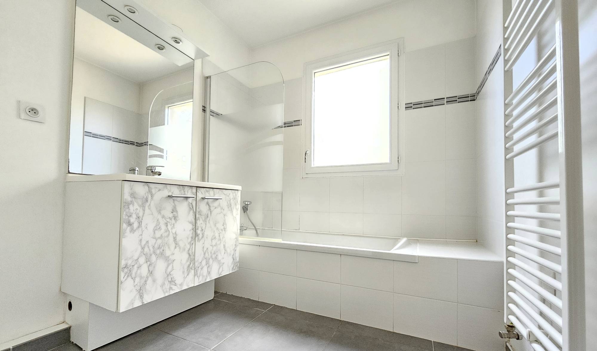 Ce bien est disponible à la vente dans vos agences immobilières Papazian