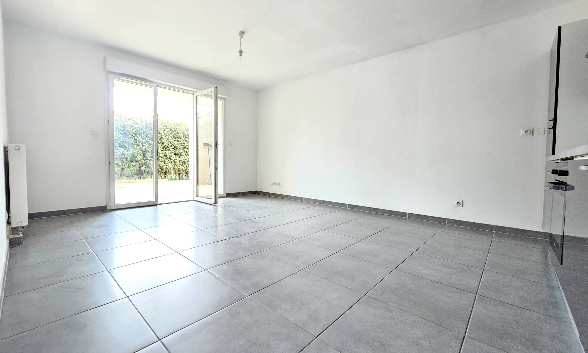 Appartement dans résidence de bon standing à vendre à proximité du centre-ville de Six Fours