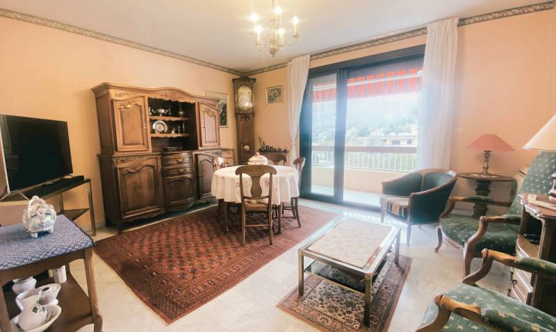 Appartement F3 à vendre par notre agence immobilière à proximité de la promenade de Bonnegrâce à Six-Fours