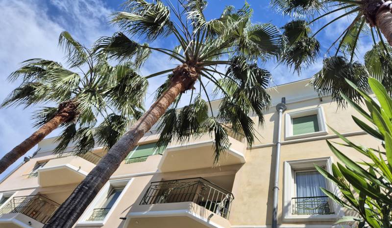 Appartement sur le toit à vendre dans la résidence 