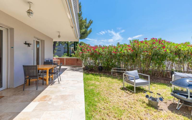 Appartement rez-de-jardin à vendre en exclusivité Papazian dans la résidence 