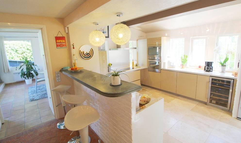 Ensemble architectural avec beaucoup de cachets et de charme