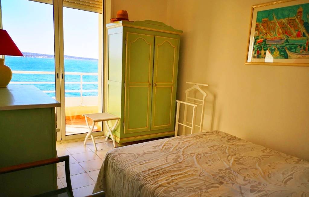 Appartement en bord de mer à vendre entre le Port et la Plage de Portissol