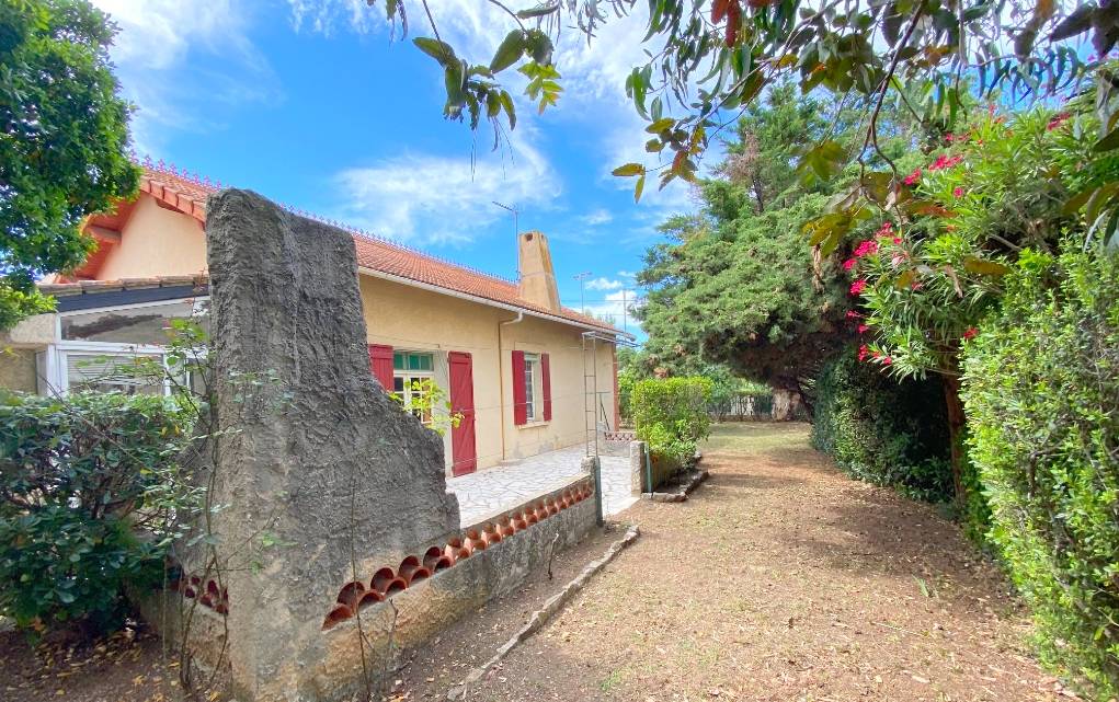 Villa de 2 chambres avec parcelle de terrain de 808 m²