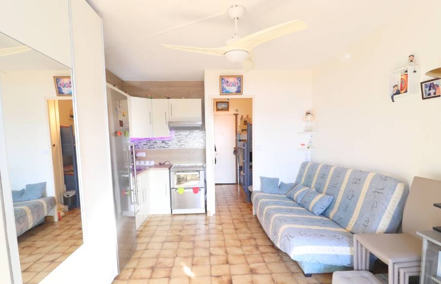 Studio les pieds dans l'eau à vendre à La Ciotat