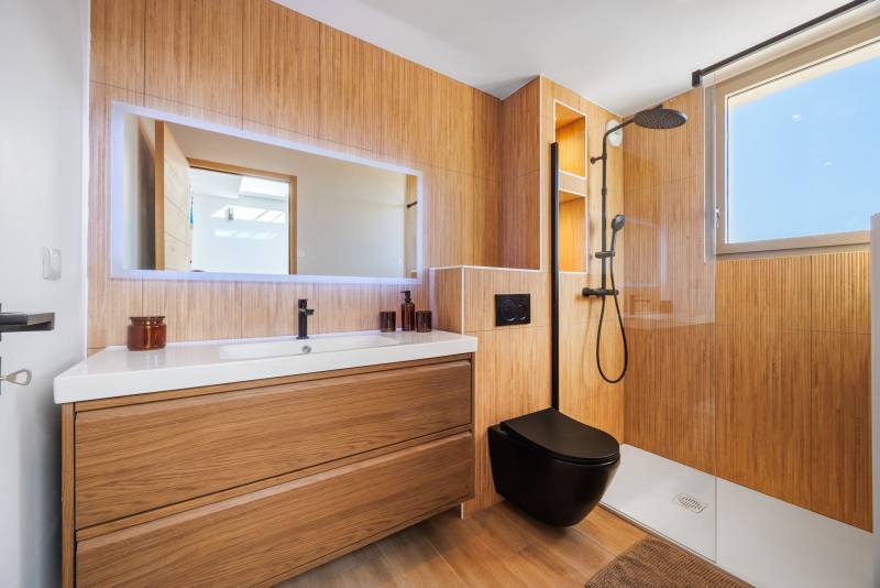 Ce bien de prestige à Cassis vous a été présenté par le groupe immobilier Papazian