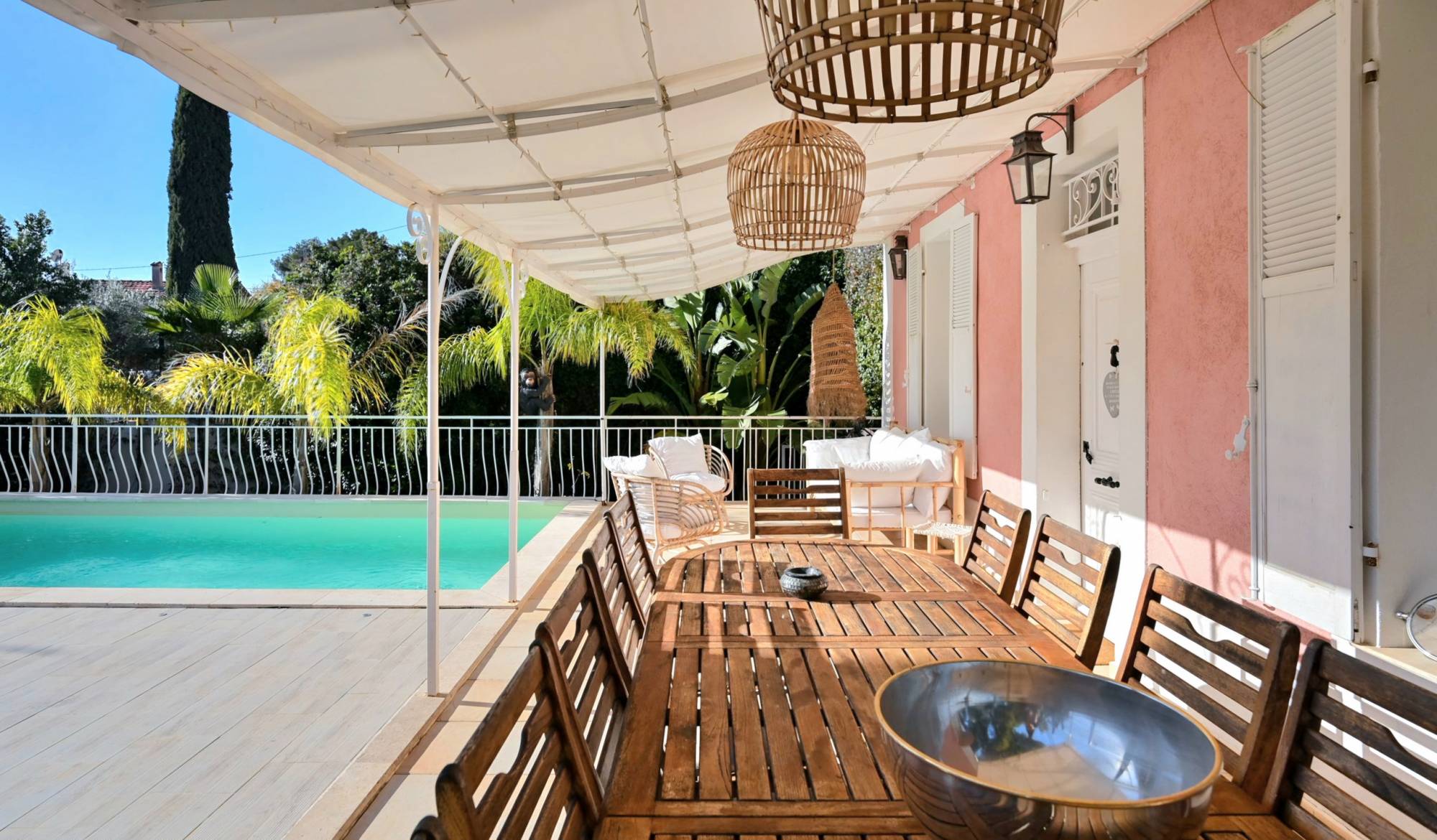 Propriété d'exception avec piscine à vendre à Sanary-sur-Mer
