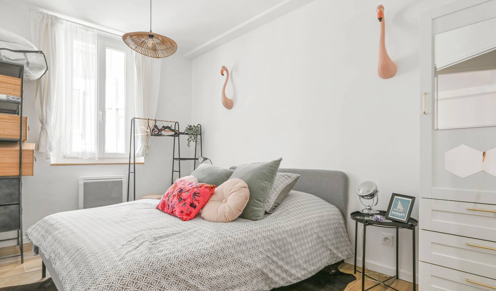 Appartement avec love room pour de l'investissement locatif saisonnier, type AirBnb, à vendre sur le port de Sanary