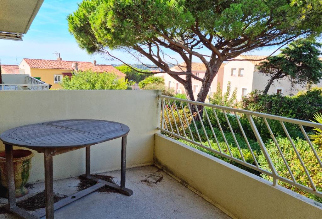 Appartement T3 avec terrasse à vendre dans le Bas des Lônes à Six-Fours