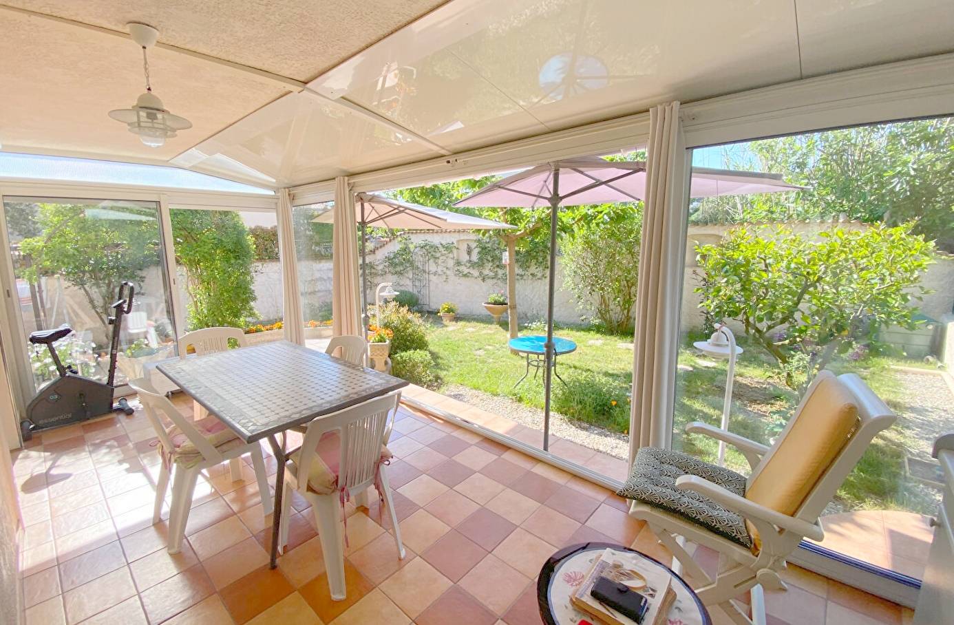 Appartement rez-de-jardin à vendre dans le centre-ville de Six-Fours-les-Plages
