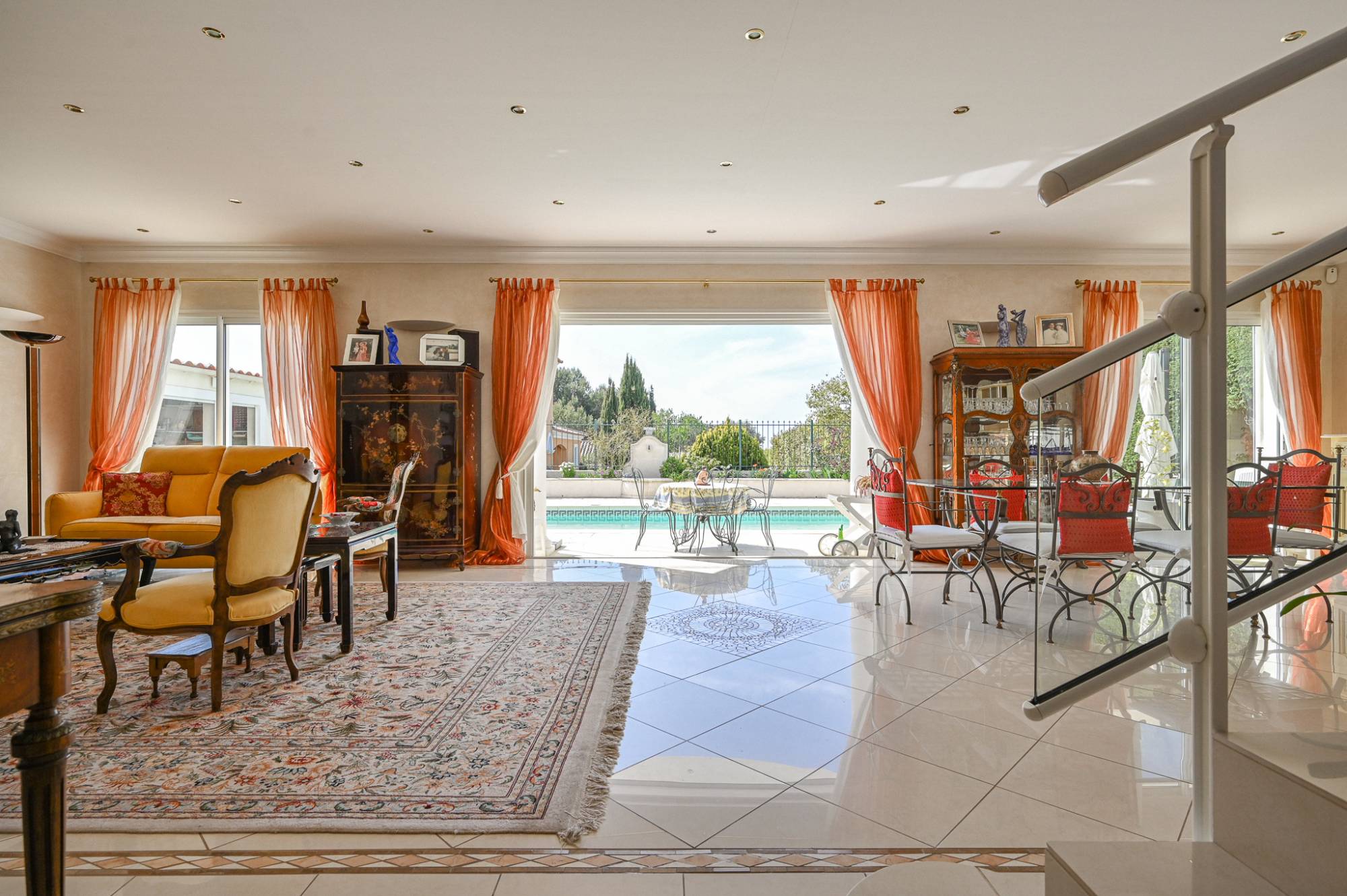 Maison profitant d'une jolie vue mer à vendre à Sanary