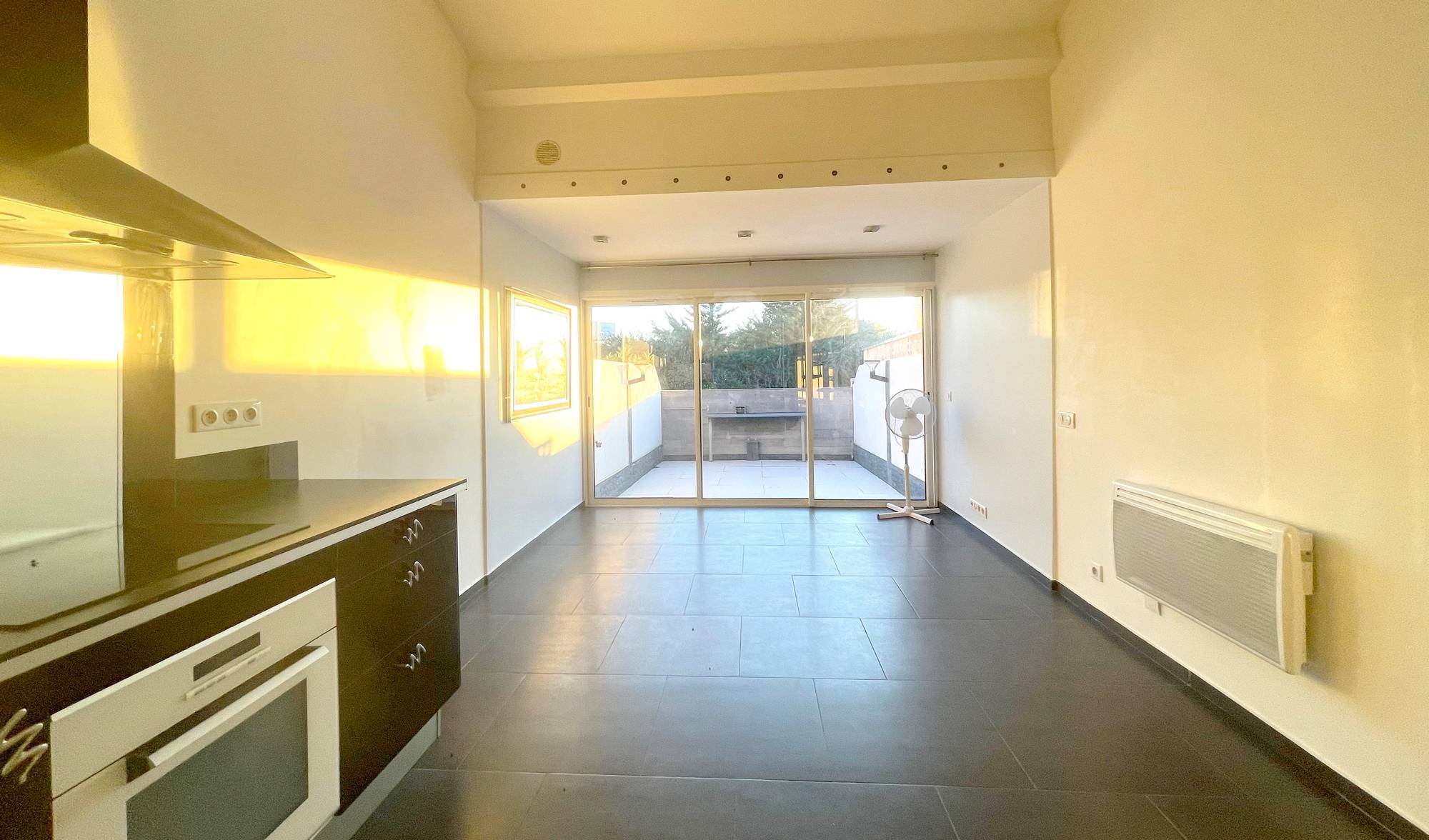 Maisonnette de vacances à vendre dans une résidence avec piscine à proximité de la plage de la Gorguette
