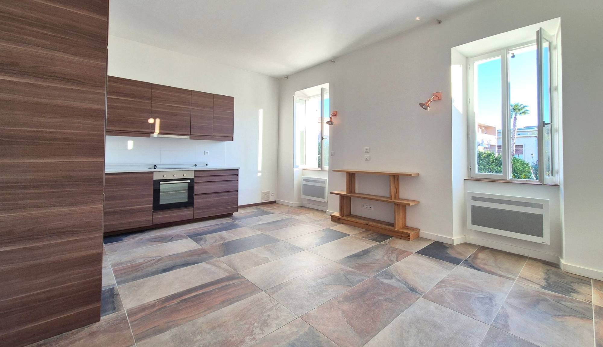 Appartement rénové 2 pièces à vendre Rue Barthélemy de Don