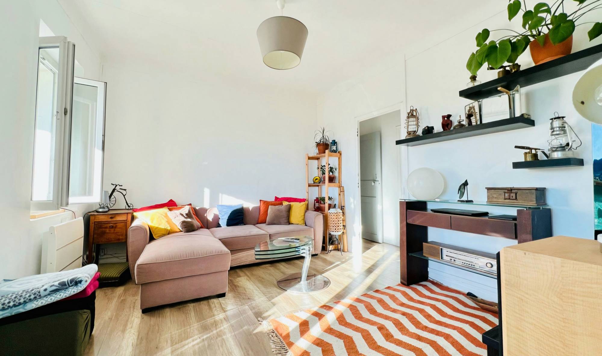 Maison divisée en deux appartements à vendre par le réseau Orpi