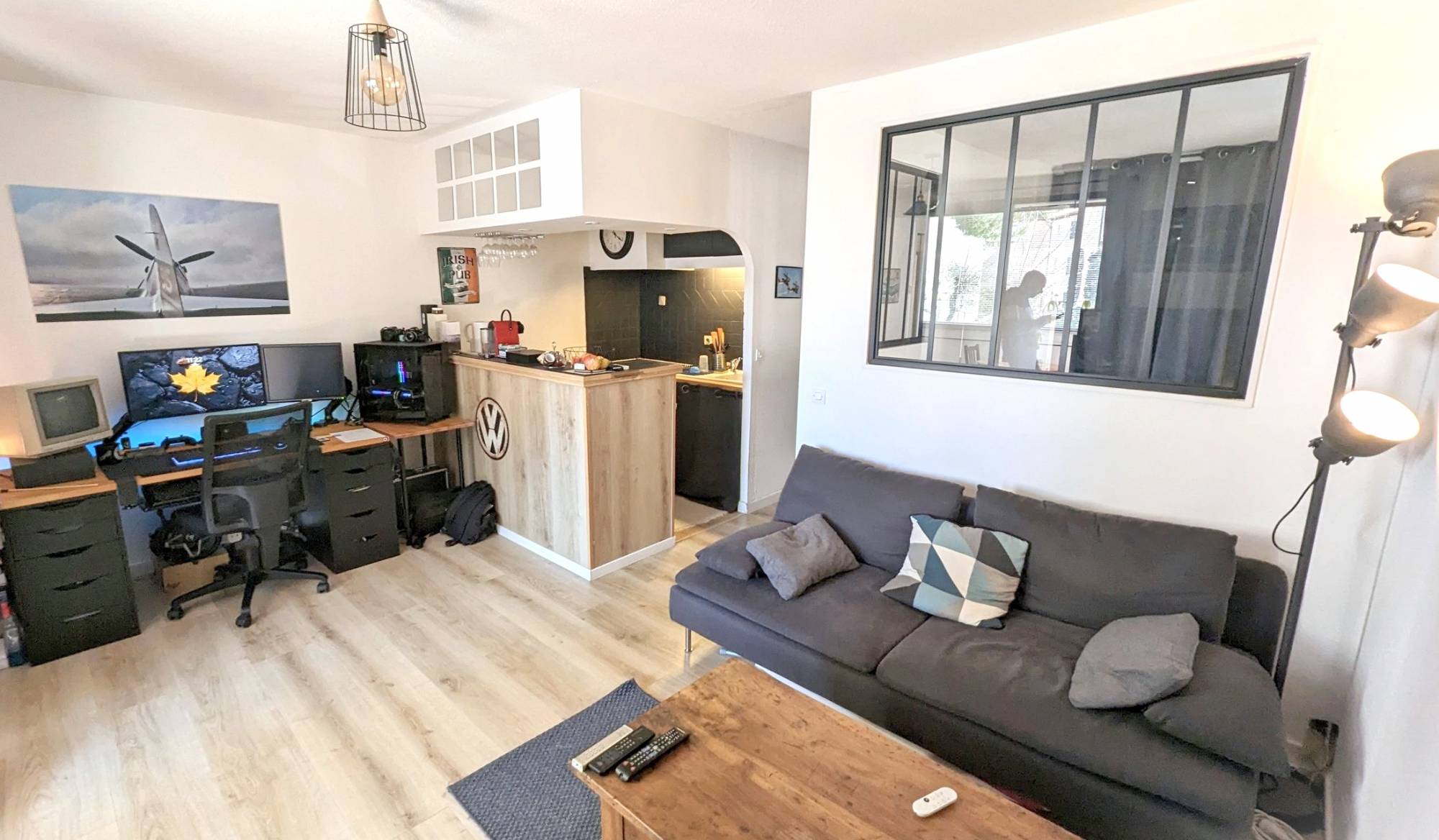 Appartement 2 pièces rénové à vendre sur la Corniche de la Coudoulière, à côté de la plage