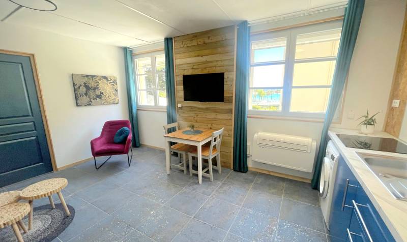 Appartement rénové et cosy à vendre sur l'Avenue de la Libération à Bandol