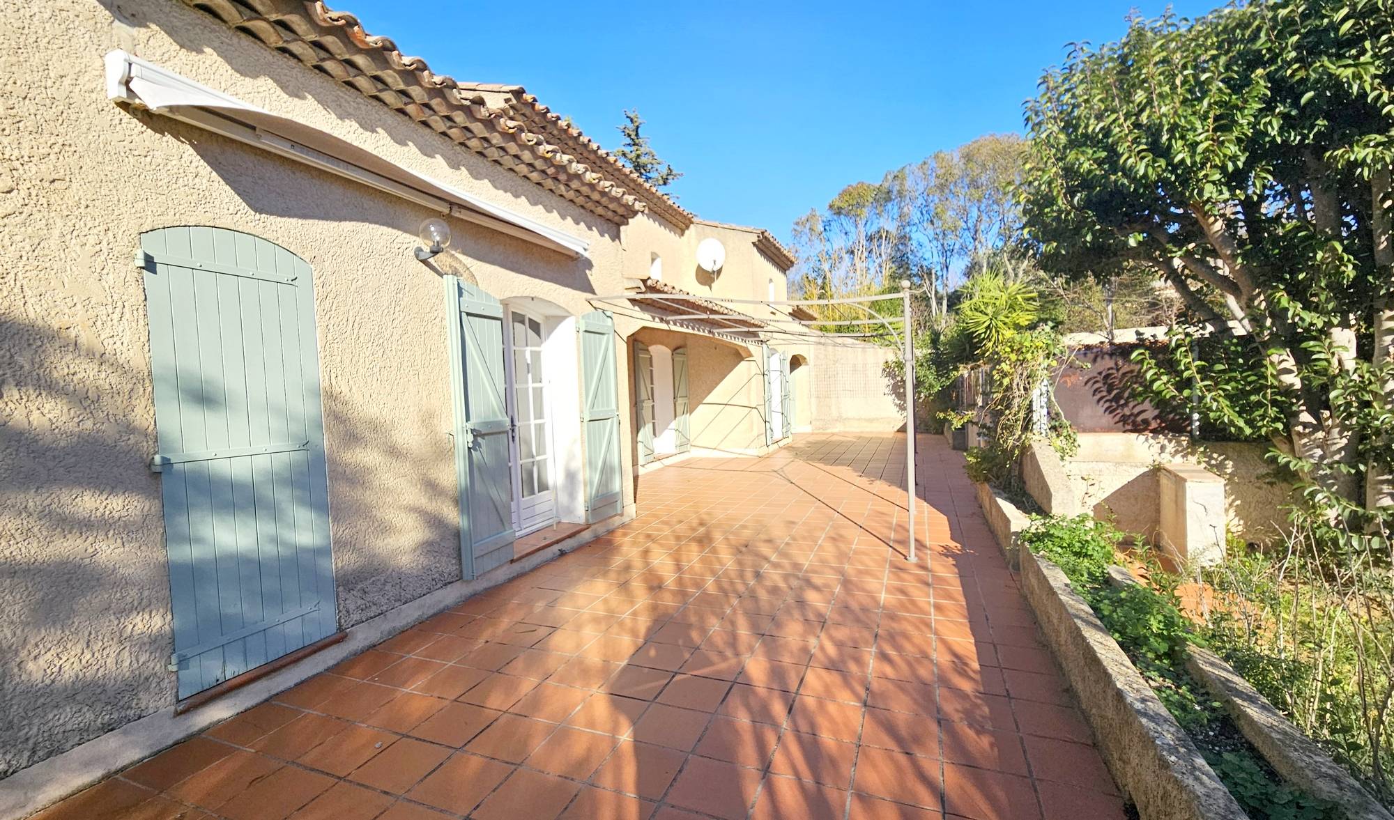 Villa de charme avec quatre chambres à vendre à Sanary